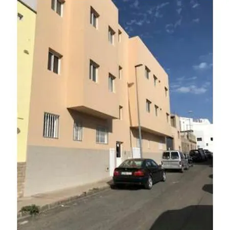 Apartamentos Cerca Del Aeropuerto Ingenio Exterior photo